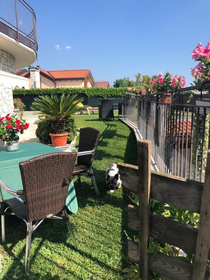 Il Sasso Bianco Bed & Breakfast Comerio Bagian luar foto