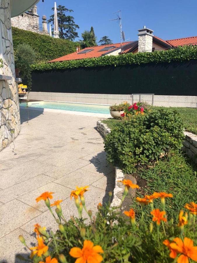 Il Sasso Bianco Bed & Breakfast Comerio Bagian luar foto