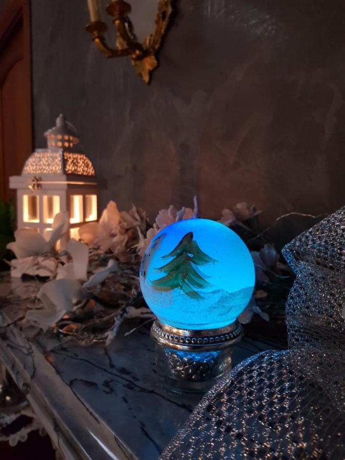 Il Sasso Bianco Bed & Breakfast Comerio Bagian luar foto